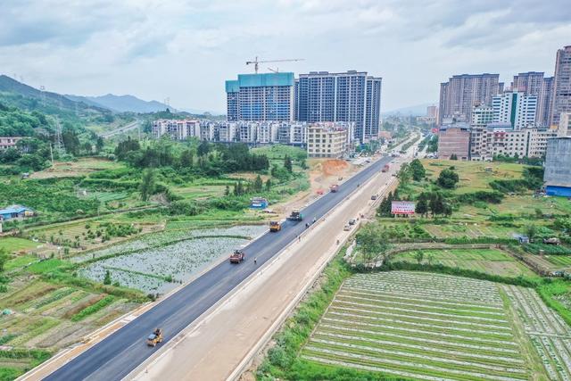 国道 公路 交通 建设 施工 道路