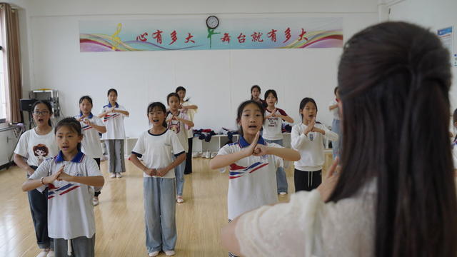 洪江市 隆平学校 双减政策 戏曲进课堂 