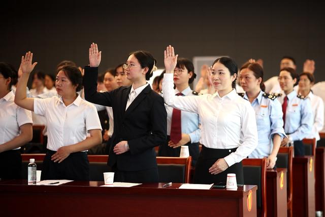 营商环境、礼仪、政务服务、能力提升、培训
