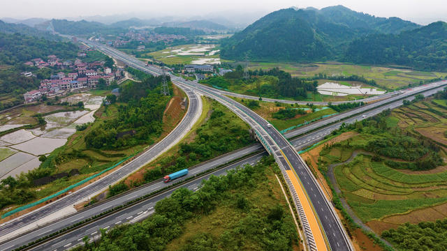 建设  交通  高速公路  沅辰高速   通车