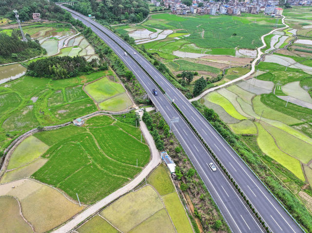 交通
乡村