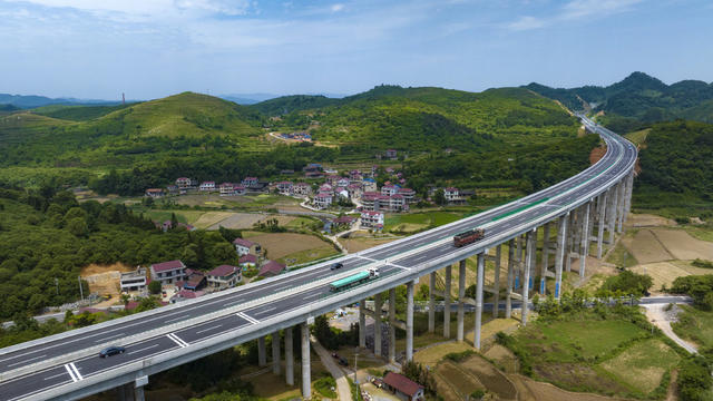 沅陵—辰溪高速公路 通车 交通运输