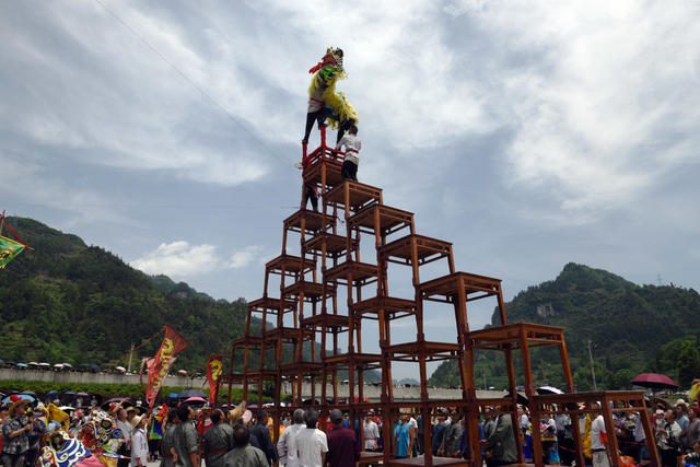 四月八 苗族 民俗 游客  村民  欢庆