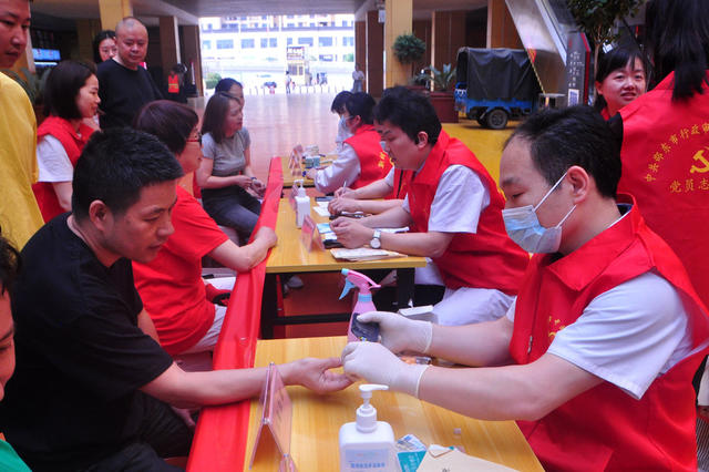 邵阳邵东  义诊  商城  市场  民族团结