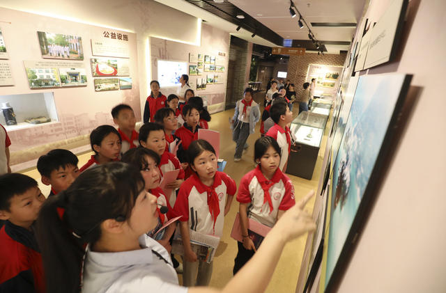 国际博物馆日 学生 参观博物馆  移民文化 移民精神