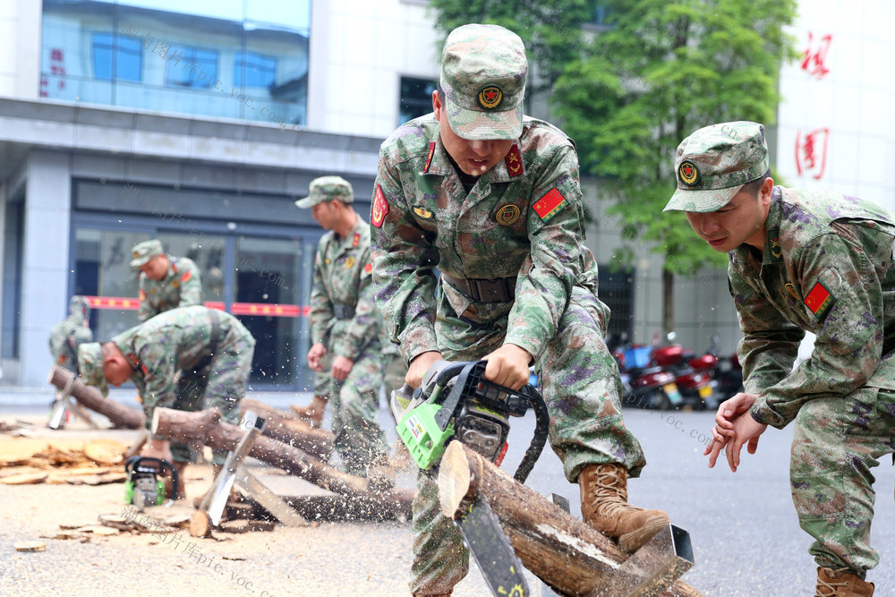 民兵训练