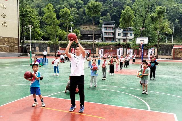 土家族 儿童 学校 苗族 送教 小学 爱心 留守儿童 古丈 墨戎 湘西