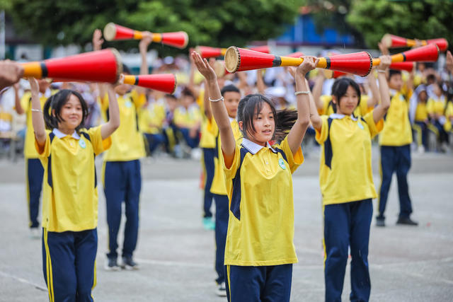 长鼓舞 非遗 传统文化 校园 课堂 表演