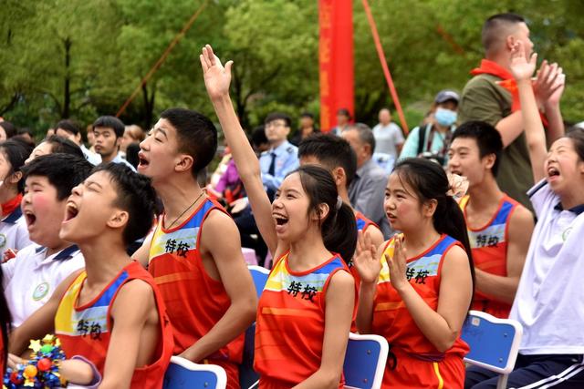 多彩活动 庆助残日