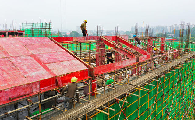 重点工程  学位建设  施工  校园建设