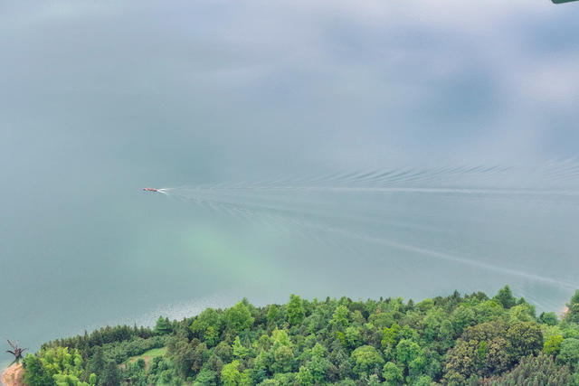 生态 湿地 船 绿水  湖