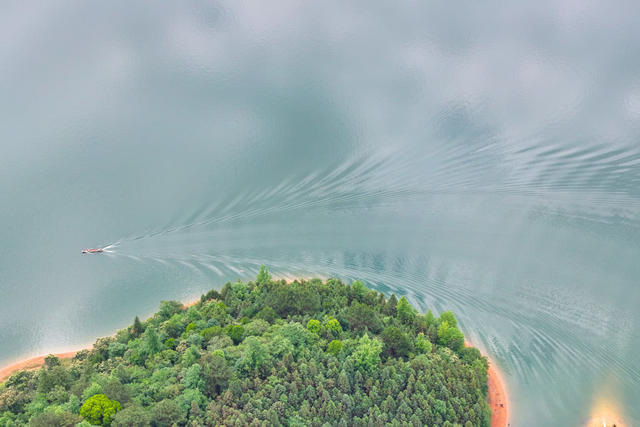 生态 湿地 船 绿水  湖