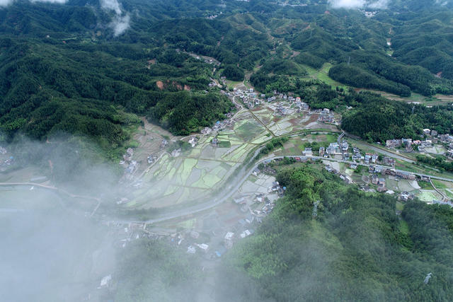 湖南桂东 新农村 画 水湾村