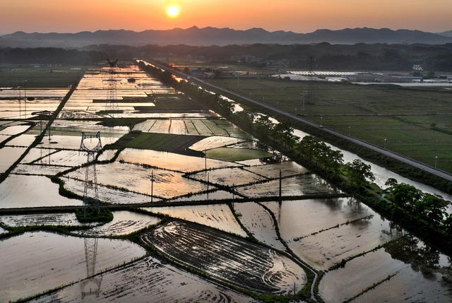 大地流金 机轮留痕