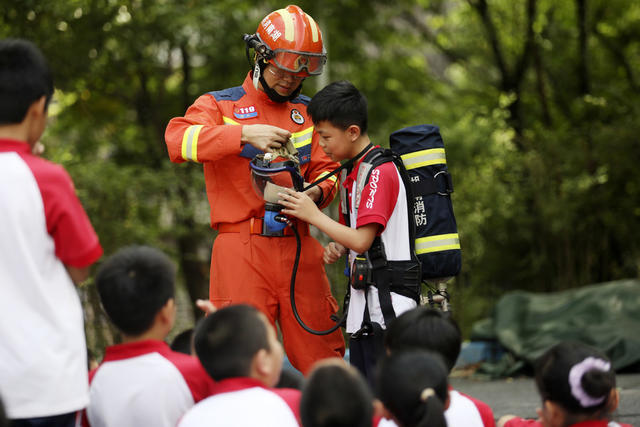 六一儿童节 消防开放日 消防安全 学生 安全自救能力