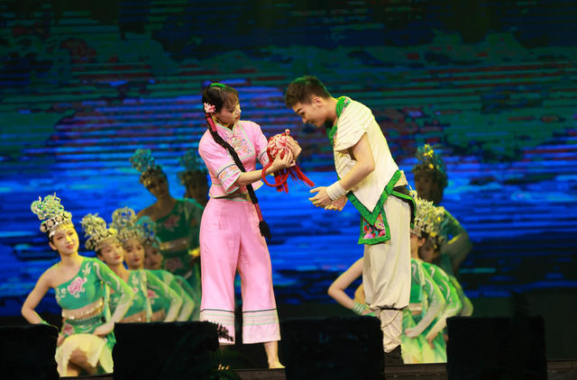 魅力湘西,,张家界,演出,夜经济,科技