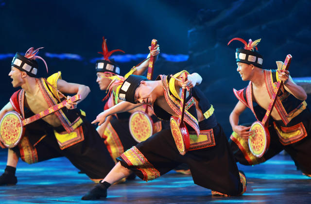 魅力湘西,,张家界,演出,夜经济,科技