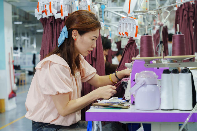 产业 经济 外贸企业 订单忙碌 产业升级