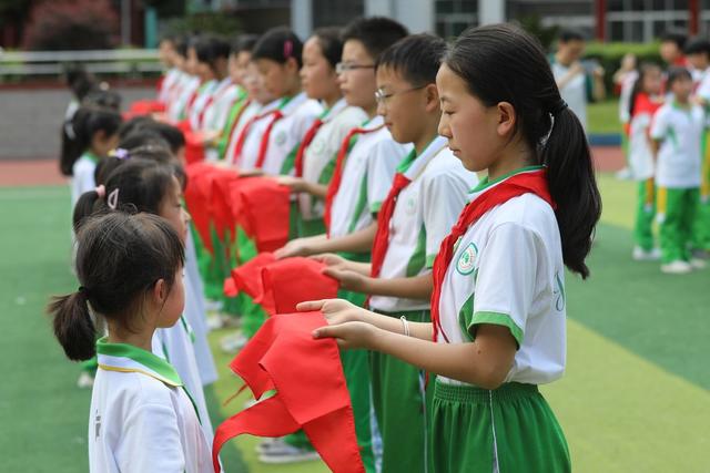 六一 土家族 湘西 儿童节 入队仪式 少先队员 先锋队 砂子坳 新时代 红领巾