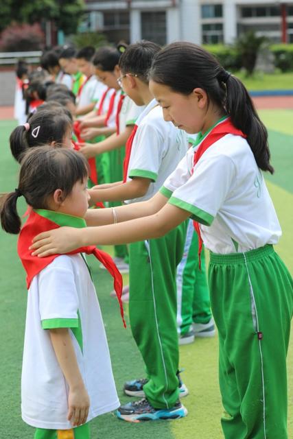 六一 土家族 湘西 儿童节 入队仪式 少先队员 先锋队 砂子坳 新时代 红领巾