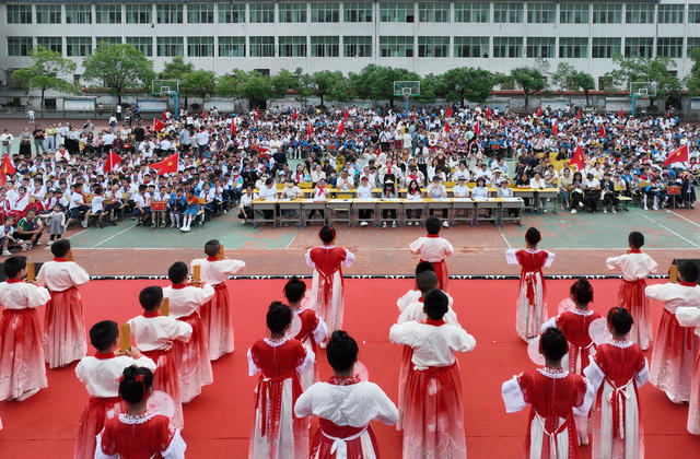 诵国学 迎六一