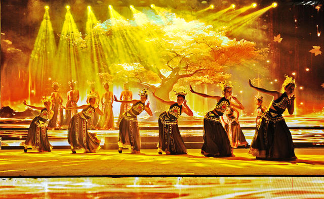 非遗  展演 游客 文旅