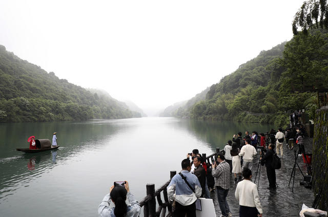 五一假期 假日旅游 山水画卷 美如画 旅游经济  