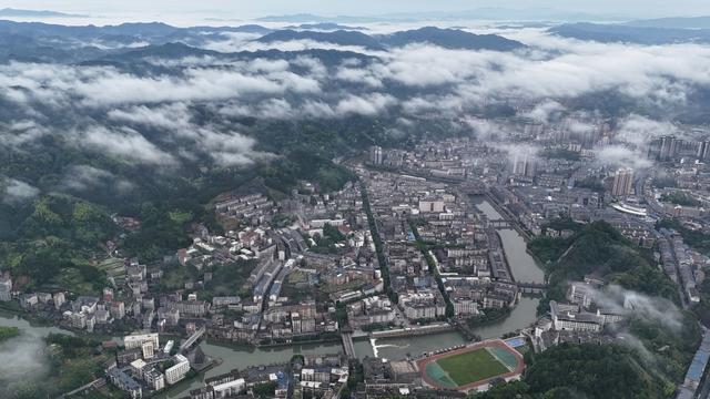 云雾  山城  侗乡  仙境