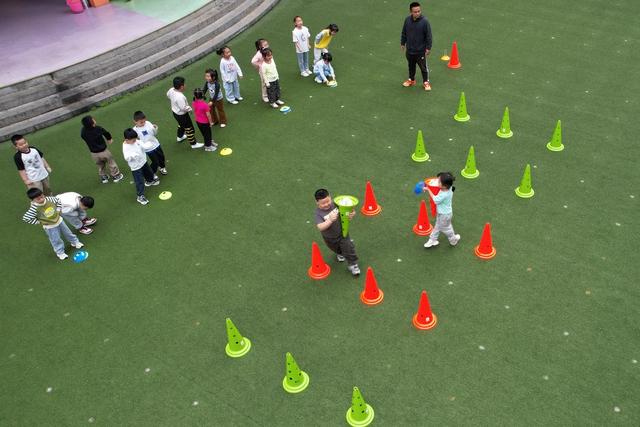 大学 足球 湘西 幼儿园 教练 理念 课程 小朋友 理念 训练 