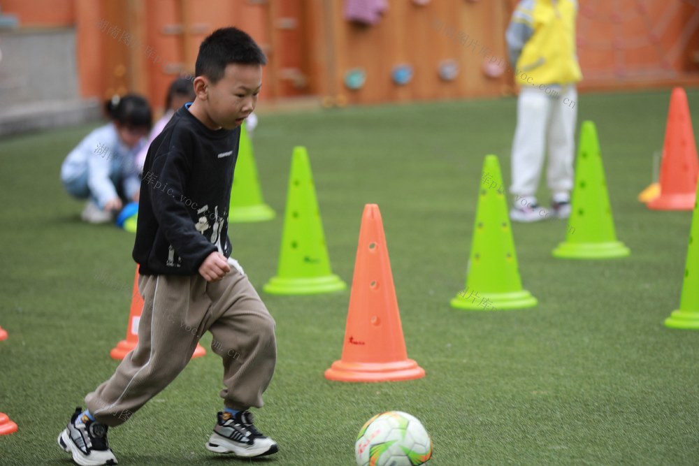 大学 足球 湘西 幼儿园 教练 理念 课程 小朋友 理念 训练 