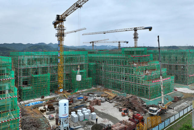 项目建设快马加鞭