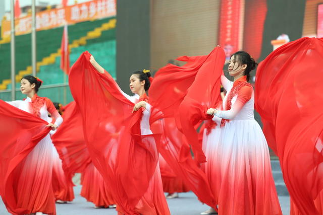 青春 青年 五四 党建带团建 文艺演出