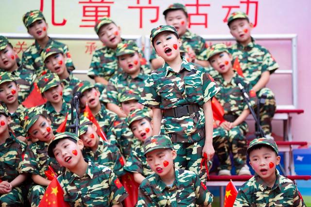 红歌  爱国主义教育  湘西