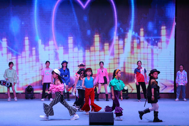 六一 儿童 表演 文艺