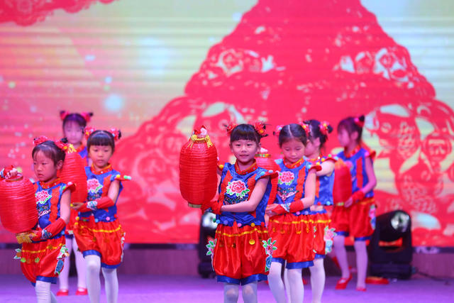 六一 儿童 表演 文艺