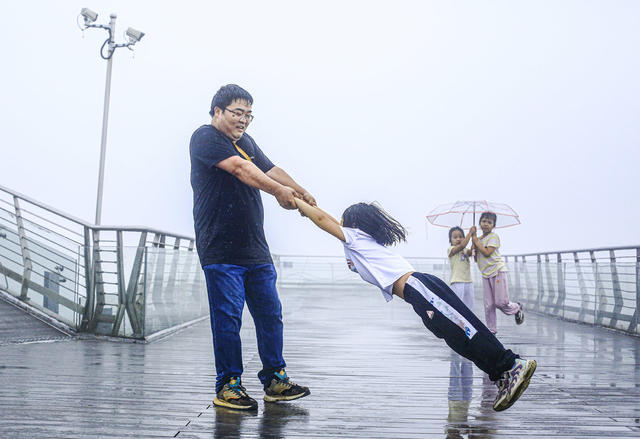 六一儿童节  湖南  郴州市  天下第十八福地——苏仙岭  亲子游 
 定向运动  体验大自然  孩子  