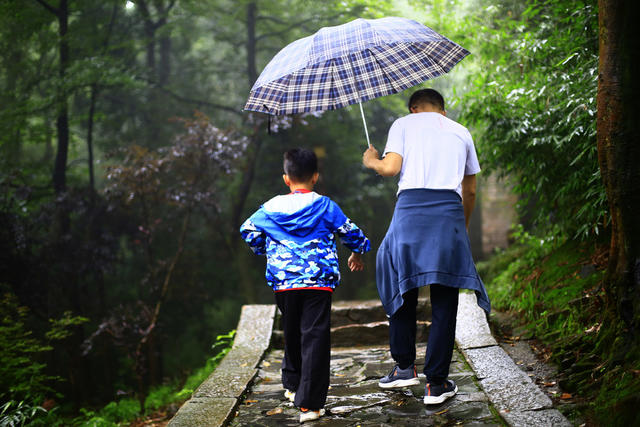 六一儿童节  湖南  郴州市  天下第十八福地——苏仙岭  亲子游 
 定向运动  体验大自然  孩子  