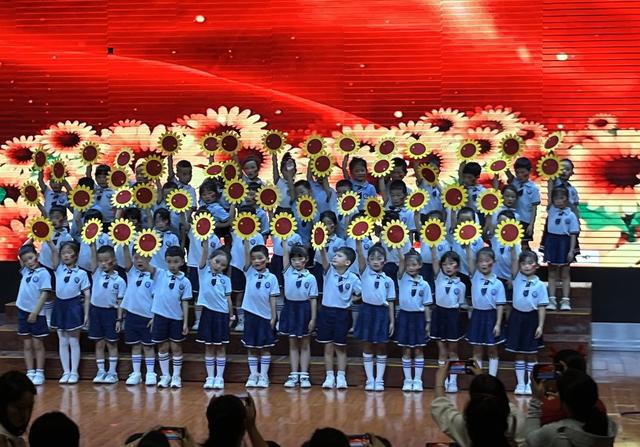 凤凰  九里边城 幼儿园 六一 童心唱党  汇剧精彩  红歌会 读书节展演  小朋友  节日