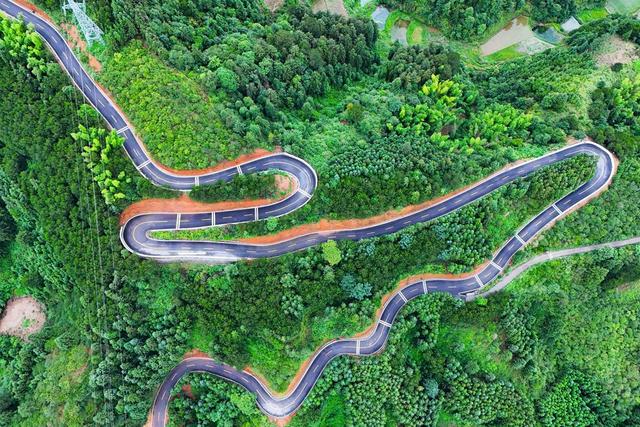 公路、四好农村路、交通、山区、山