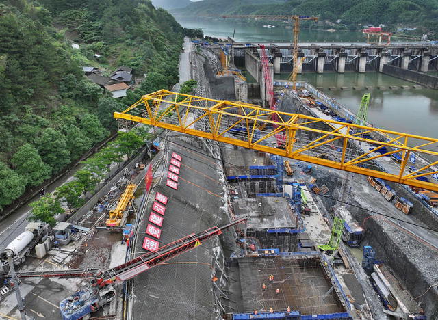 航道建设施工忙