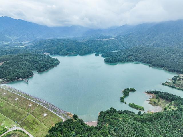 水清岸绿
道县
河长制