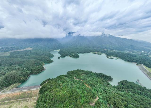 水清岸绿
道县
河长制
