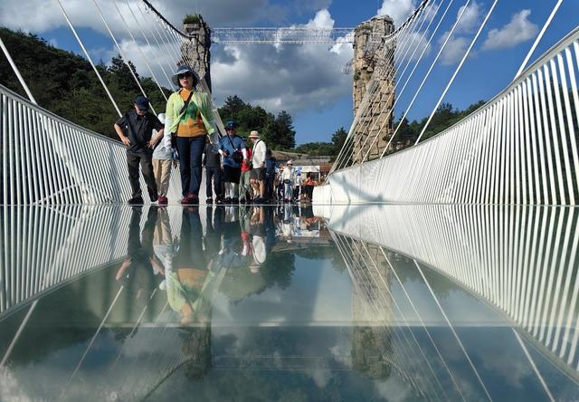 张家界 大峡谷 玻璃桥