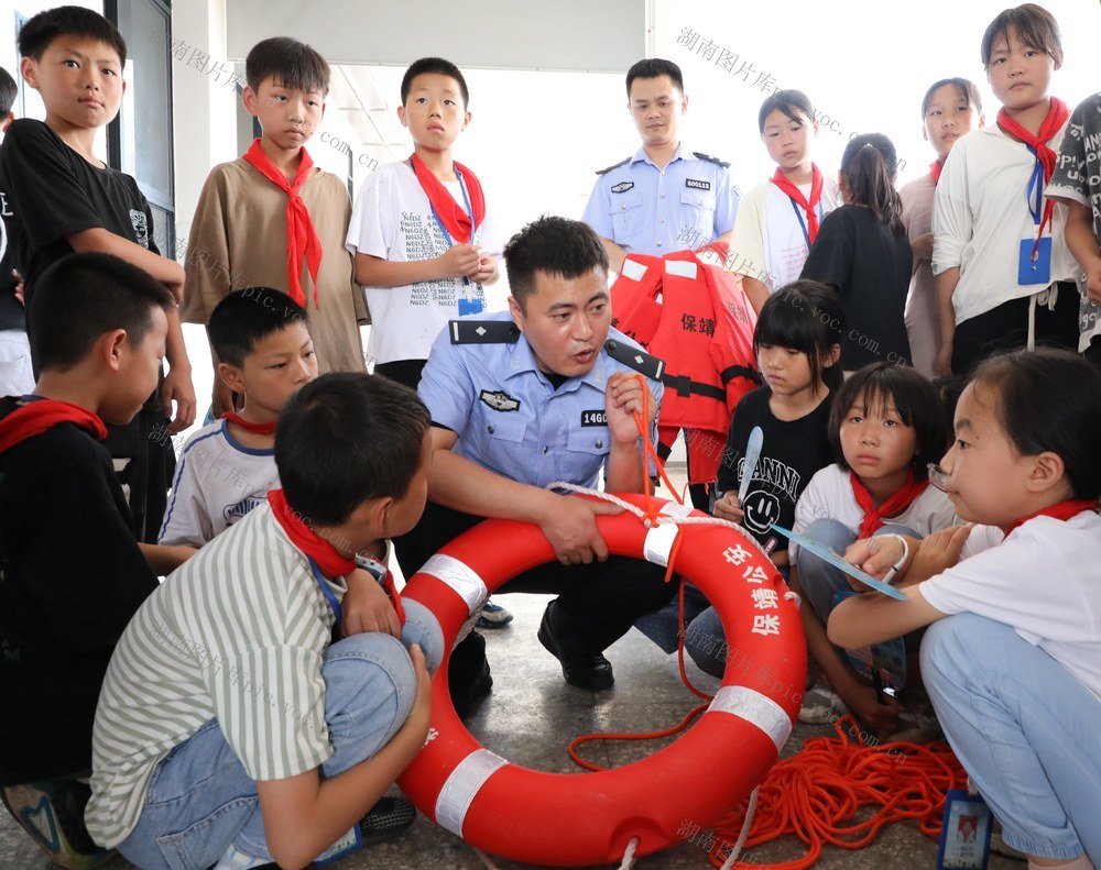  防溺水安全教育进校园
 