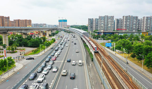 公路  城际铁路  地铁  交通