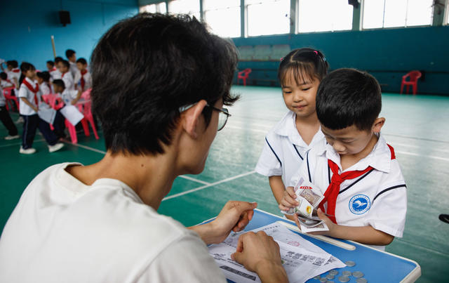 通道    小学生   无纸化   考评   乐享