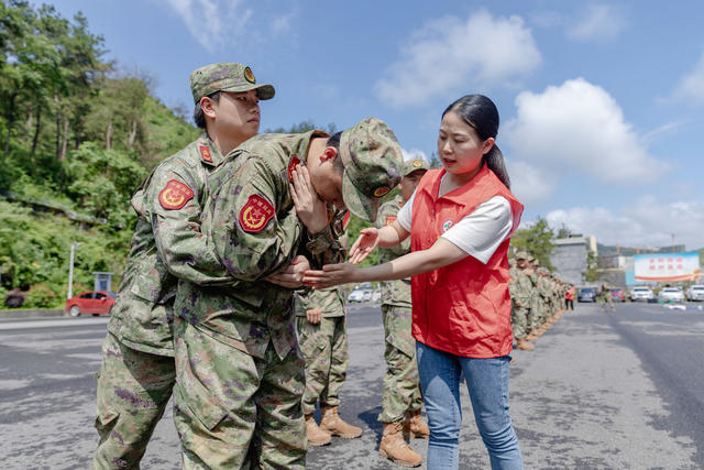 民兵 民兵活动日 国防 集体生日