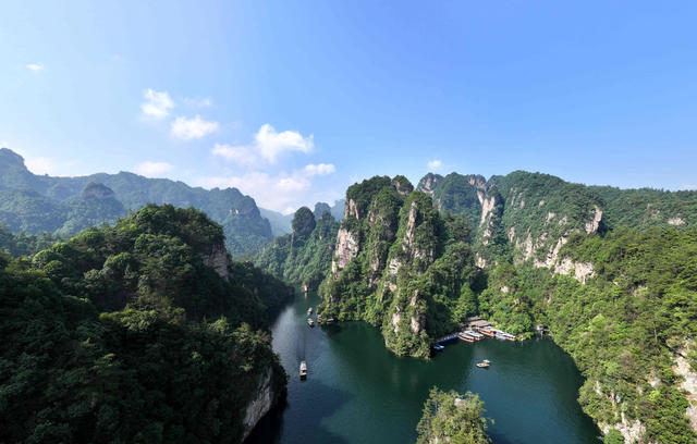 张家界 宝峰湖 避暑