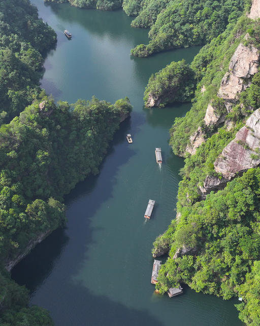 张家界 宝峰湖 避暑