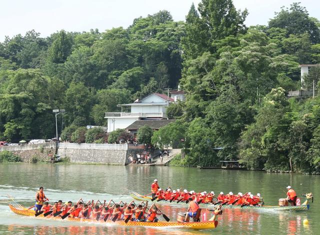 龙舟竞技助力旅游发展